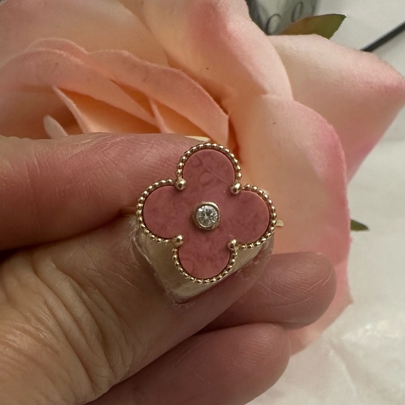 18k real Gold Light Pink Flower with Stone Size 6 to 7 Ring in 15 mm - Picture 6 of 6